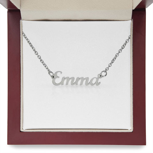 Beautiful customized name necklace